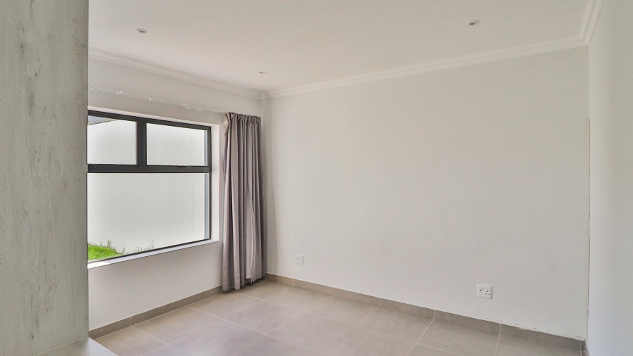 3 Bedroom Property for Sale in Dana Bay Western Cape